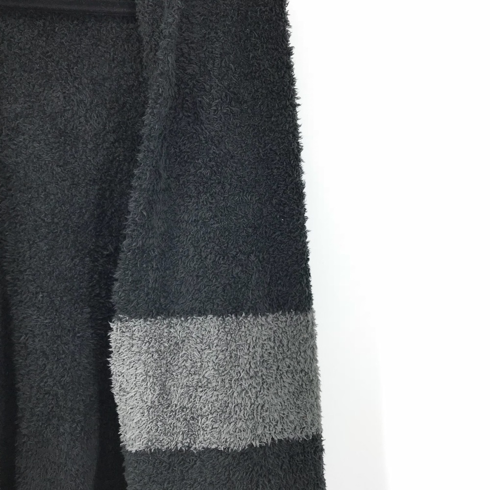 Barefoot Dreams Cozychic Malibu Wrap O/S Black - Picture 2 of 5